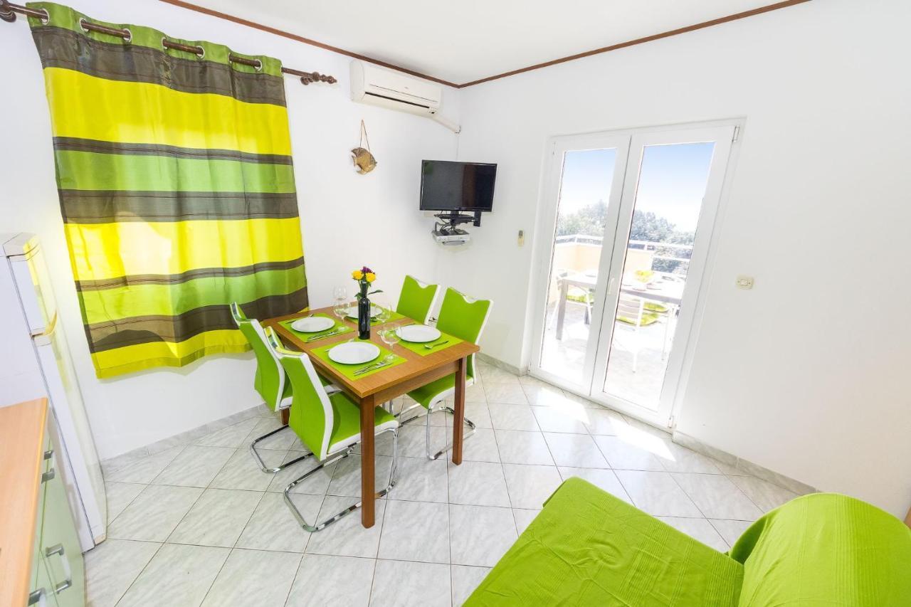 Apartments By The Sea Vrsi - Mulo, Zadar - 5951 Esterno foto
