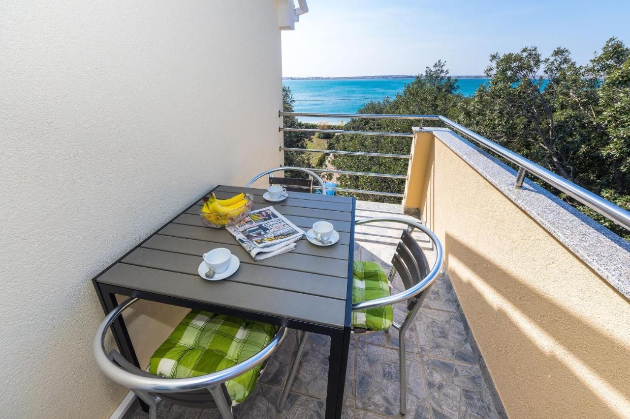 Apartments By The Sea Vrsi - Mulo, Zadar - 5951 Esterno foto