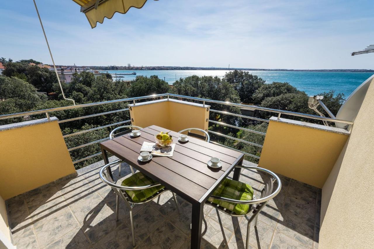 Apartments By The Sea Vrsi - Mulo, Zadar - 5951 Esterno foto