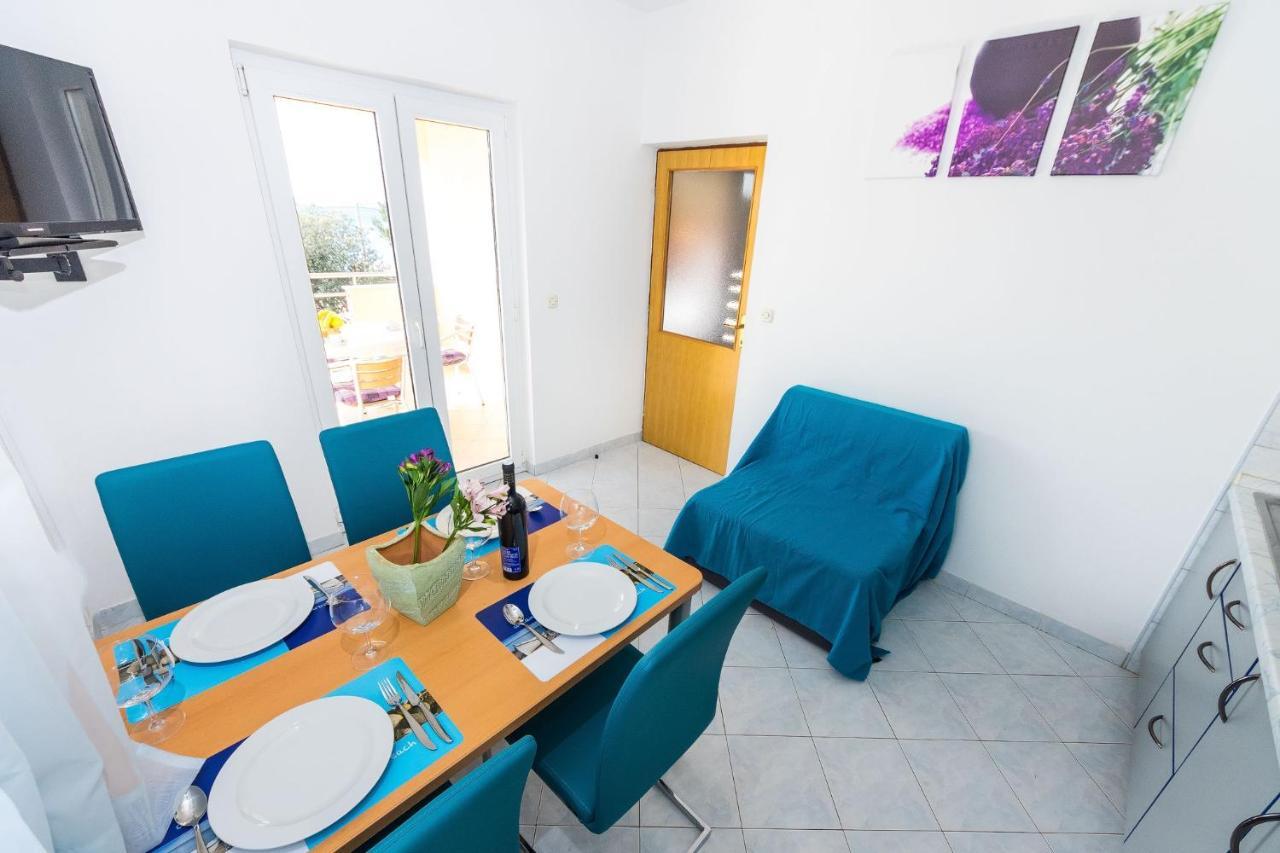 Apartments By The Sea Vrsi - Mulo, Zadar - 5951 Esterno foto